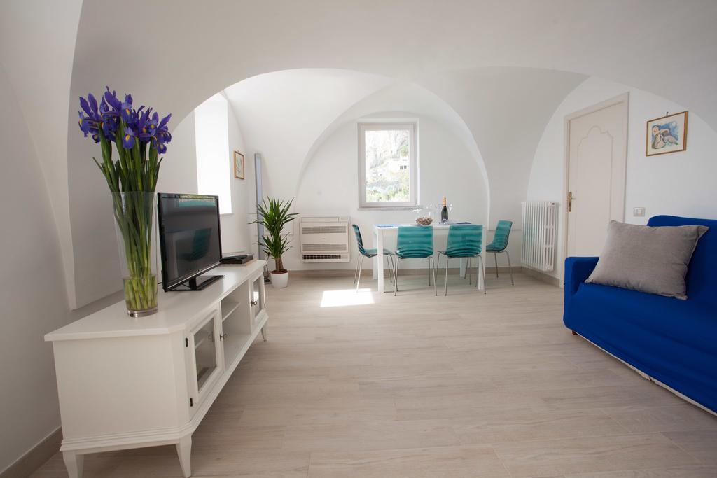Vila A Casa Di Laura Amalfi Exteriér fotografie